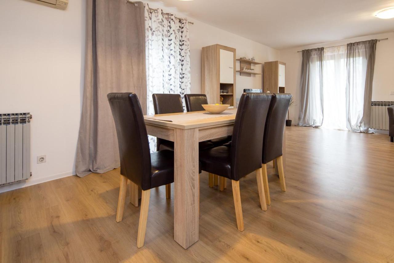 Holiday House Casa Maria Rovinj Exterior photo